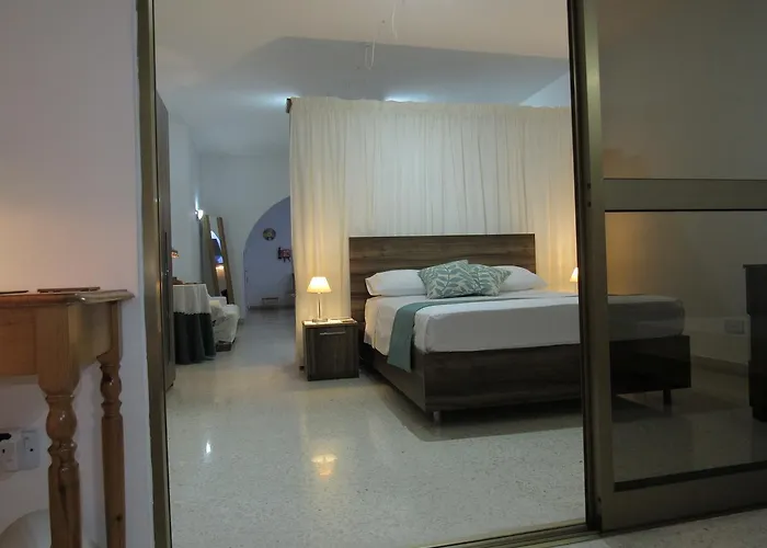 Central Studio Apartment